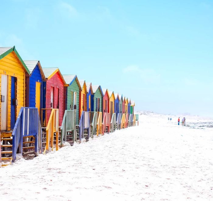 casetas de colores en Muizenberg, Sudáfria