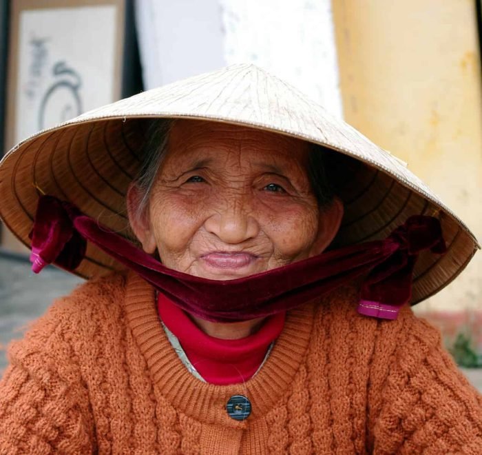 mujer vietnamita, viaje a Vietnam