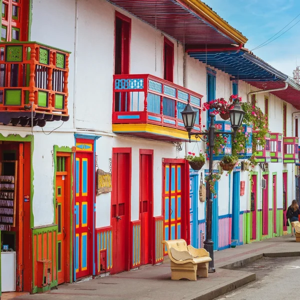 calles de colores en Salento. Viaje a Colombia